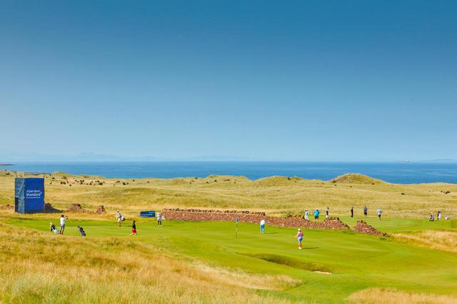 画像: 海沿いに広がる「ルネッサンスクラブ」インコース(写真/@paulseverngolf)