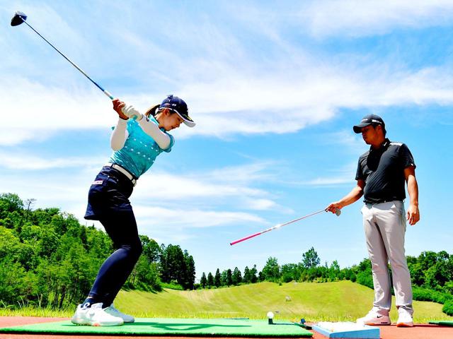 画像: 黒宮幹仁。10歳でゴルフを始め、福井工大付属高校ゴルフ部時代に中部ジュニア優勝。日本大学ゴルフ部を経て指導者の道へ。松田鈴英・梅山知宏をはじめ、福井工大高校ゴルフ部を指導。黒宮ゴルフアカデミー主宰。