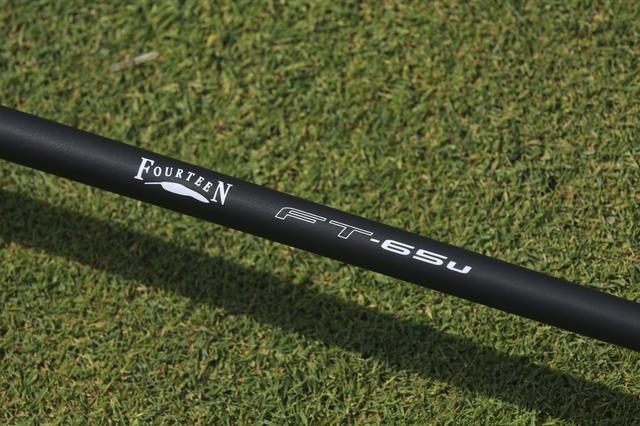 画像: コントロールしやすい60g台のシャフト(ワンフレックス)を採用