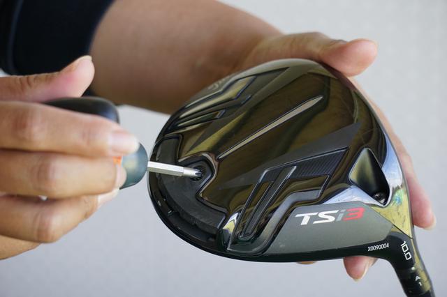 画像: PGAツアーで使用者急増のタイトリスト『TSi3』も可変ウェートシステム搭載。高い初速性能も狙った方向に打ち出してこそ活きてくる