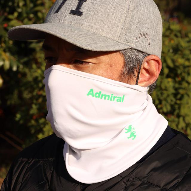 画像: 軽やかな雰囲気が出る白は、夏ウェアにも合わせやすい