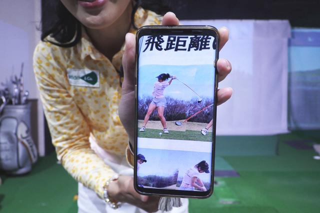 画像: 数年前に週刊ゴルフダイジェストで取材された際の小澤のスウィングのトップ。現在は少しだけ小さなトップになっているとのこと