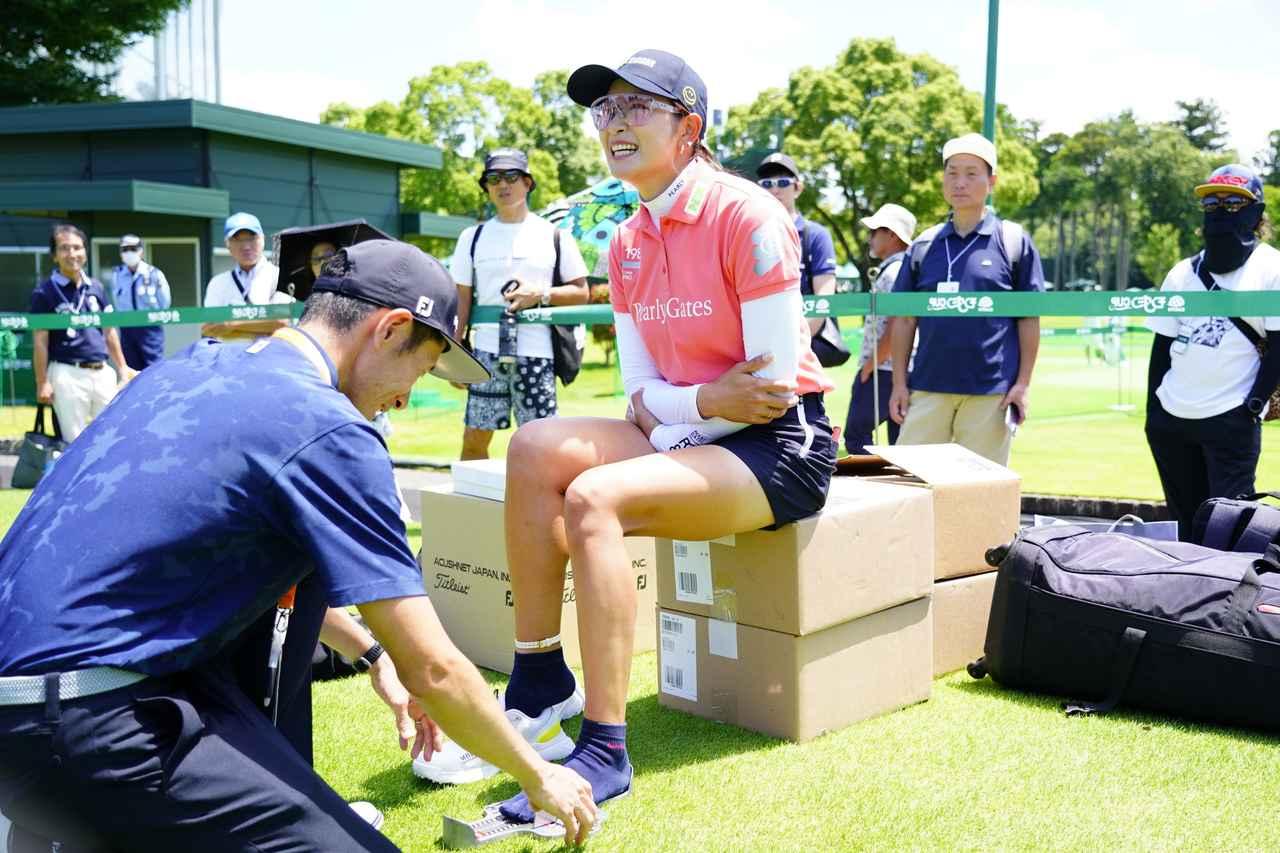 女子プロたちがボアではなく紐を選ぶ理由とは？「アース・モンダミン