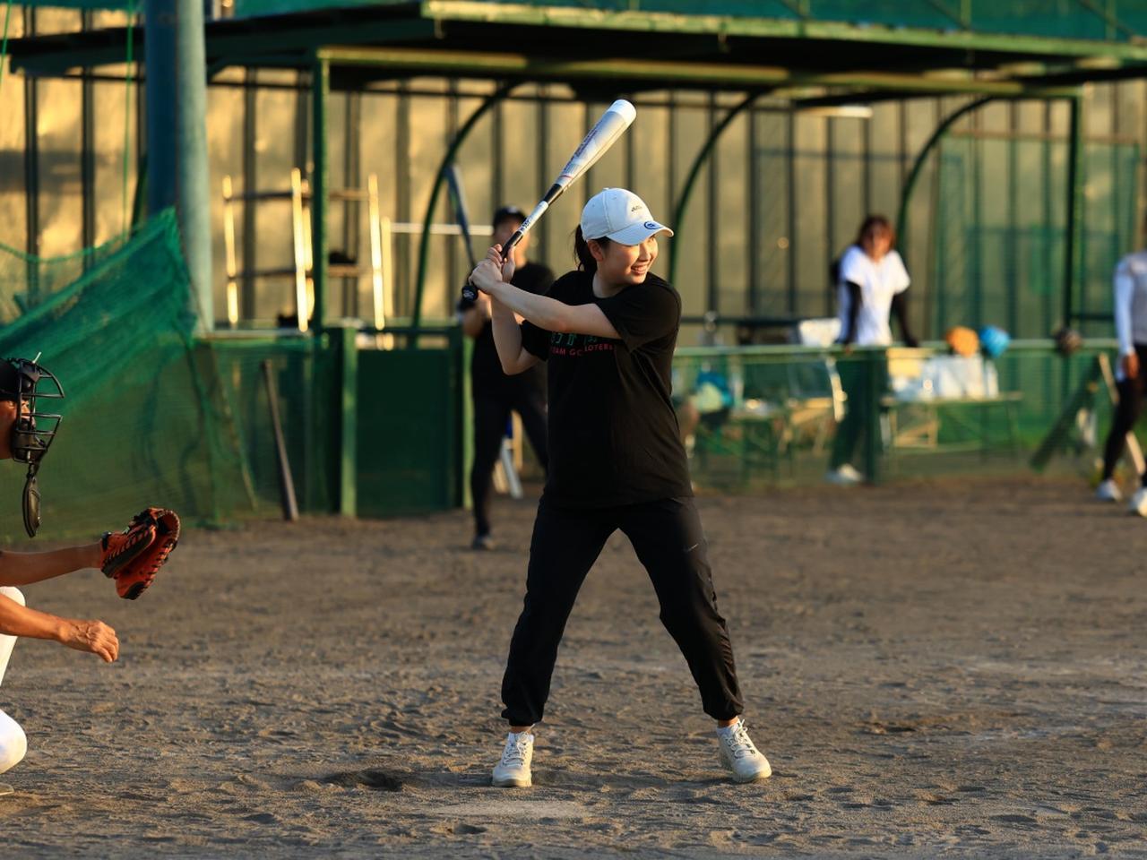 小祝さくらはファイターズ〝推し〟、仲良しの竹田麗央とキャディ小畑氏