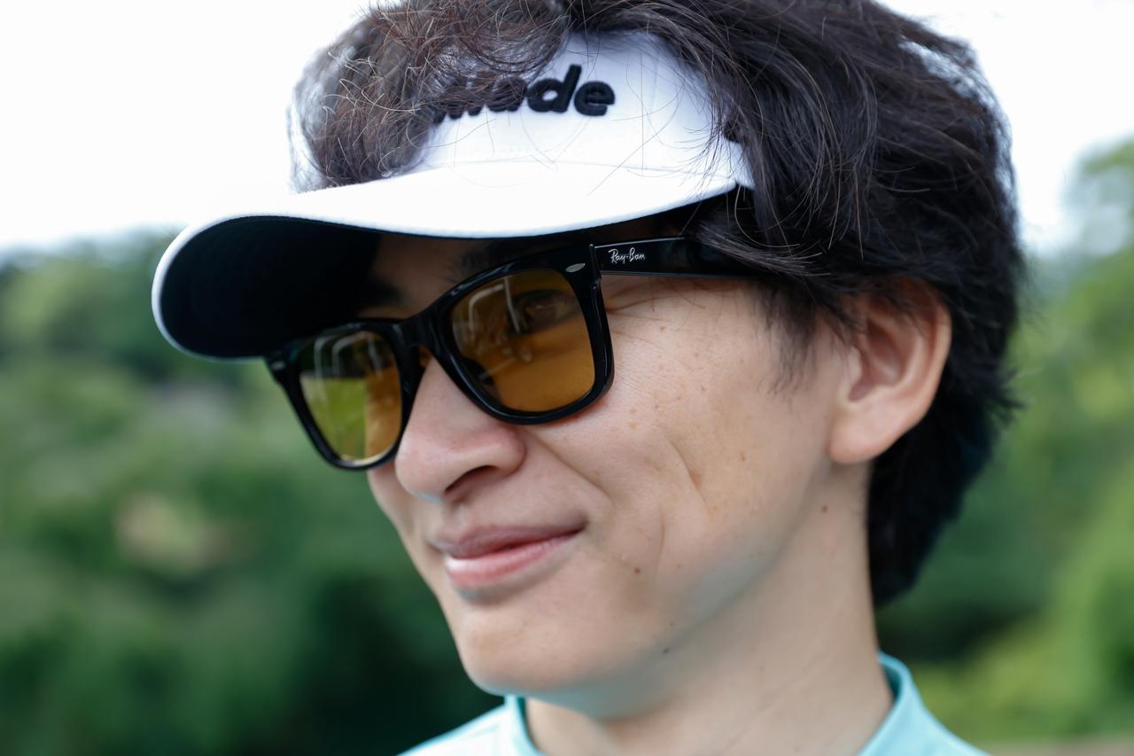 画像: スタイリッシュさをプラスするウェイファーラータイプのサングラス