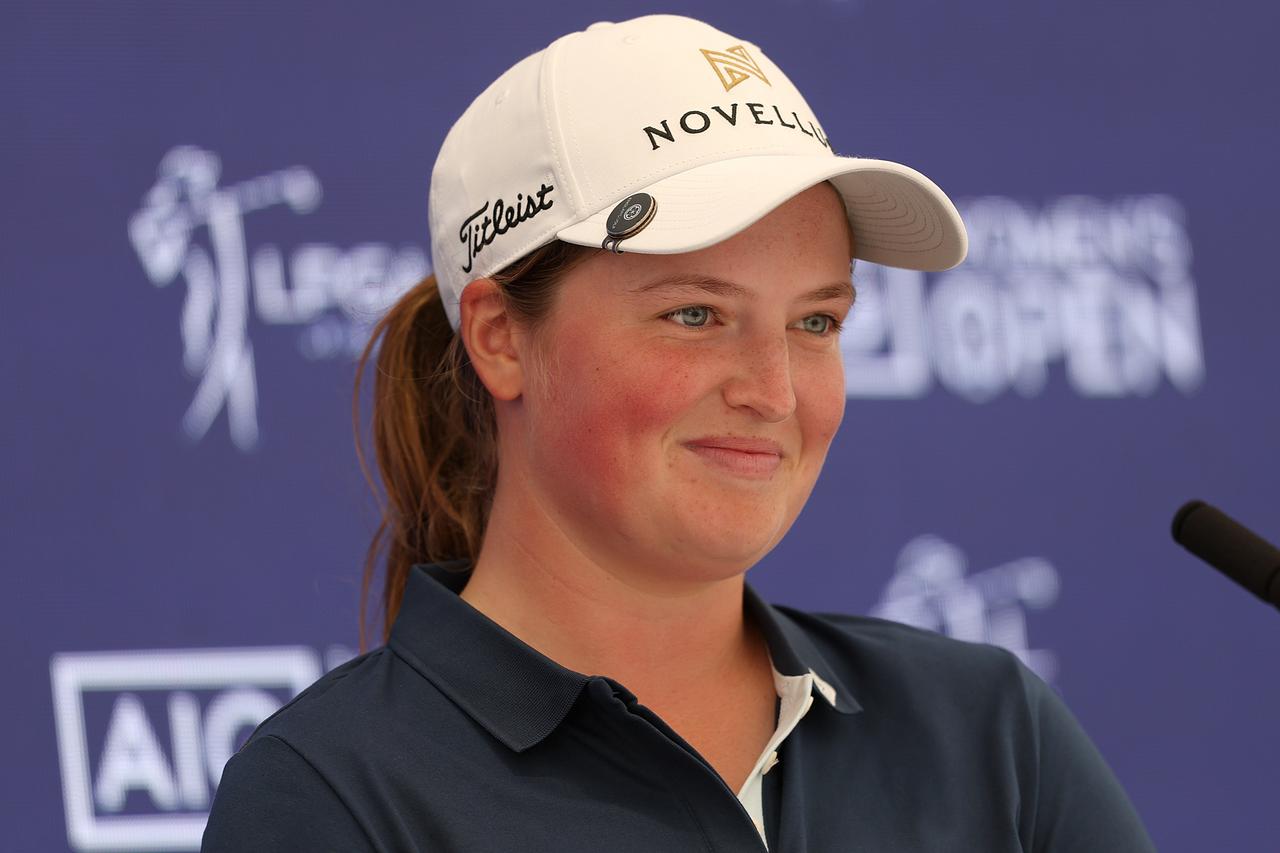 画像: 会見に臨むロッティ・ウォード(Photo by Kate McShane/R&A/R&A via Getty Images)