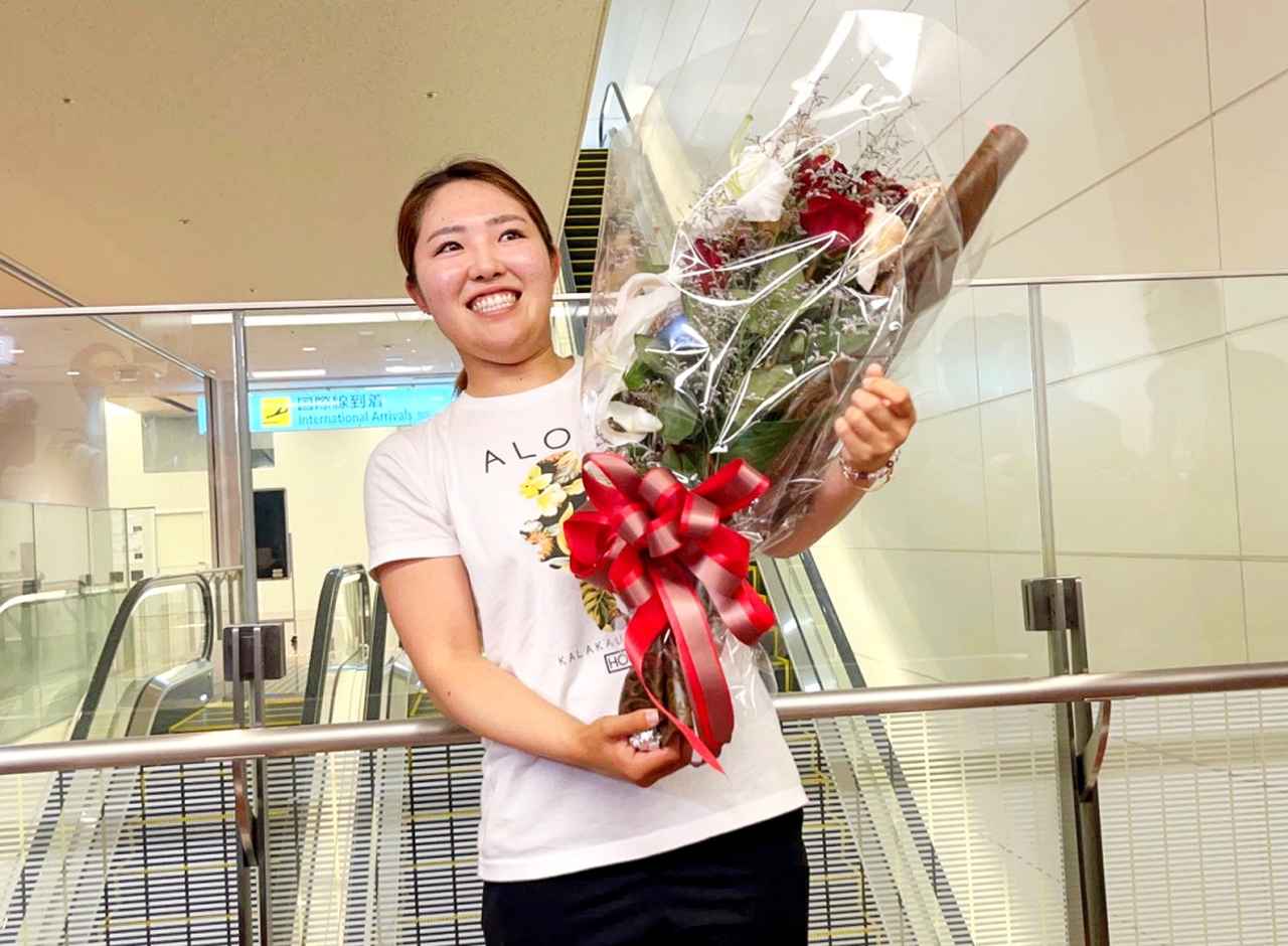 画像: フランスから凱旋帰国の古江彩佳。「弱い自分を乗り越えられた」メジャー初優勝の喜びを語る - みんなのゴルフダイジェスト