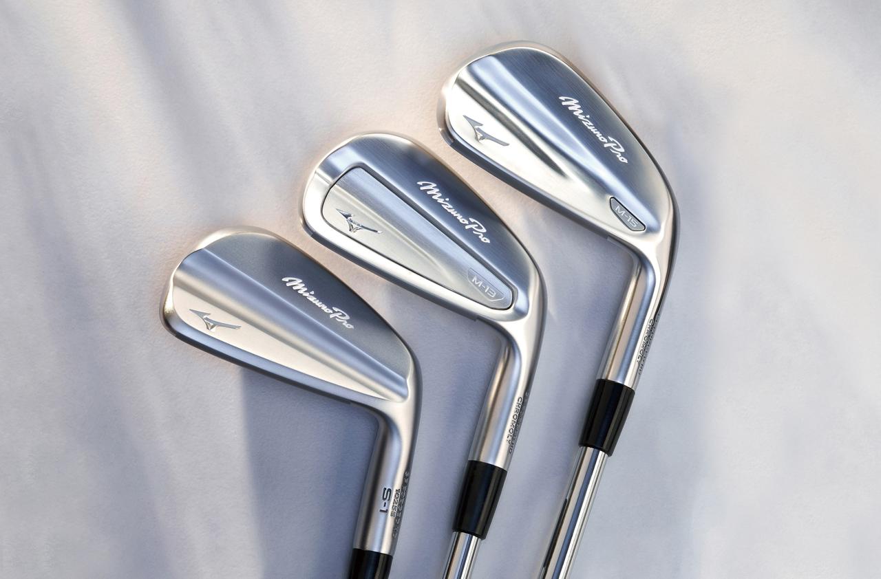 画像: 左から「Mizuno Pro S-1」「Mizuno Pro M-13」「Mizuno Pro M-15」