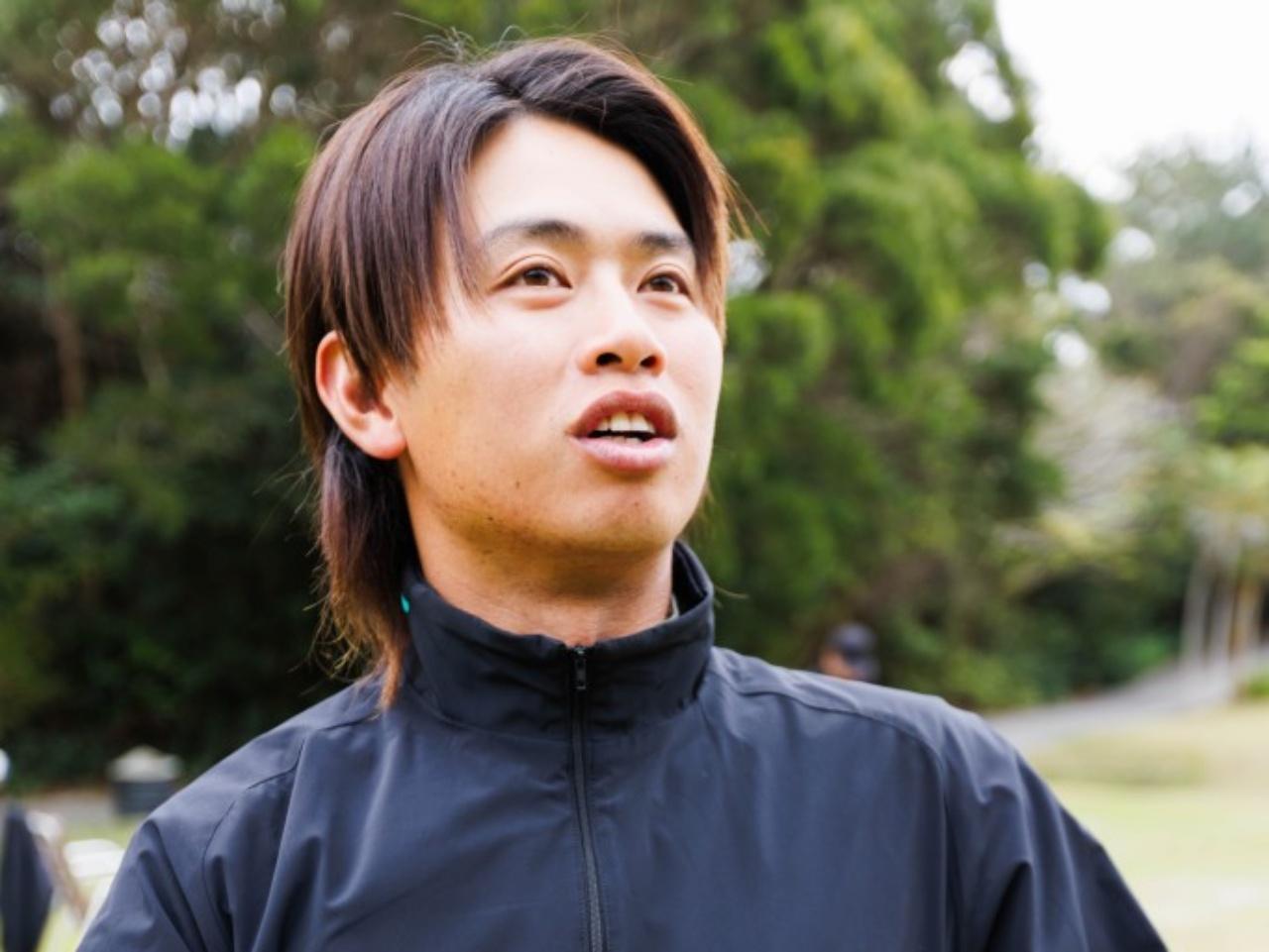画像: 毎日お父さんが学校まで迎えに来て、練習に連れていかれていた