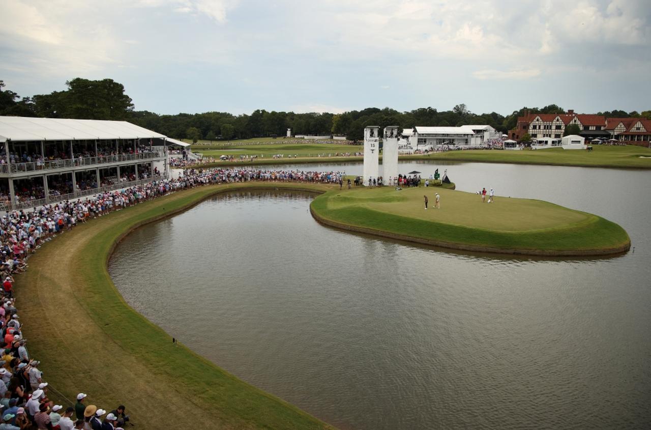 画像: アイランドグリーンの名で知られる15番ホール(写真/Getty Images)