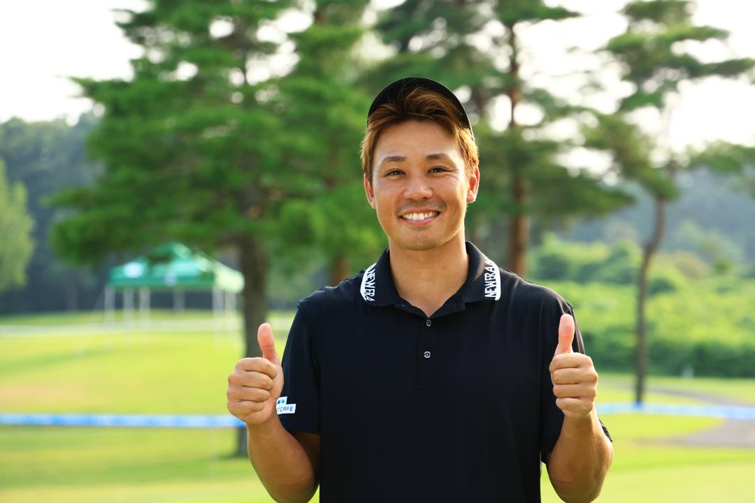 画像: 攻めのゴルフで優勝を目指す山路（撮影／大澤進二）