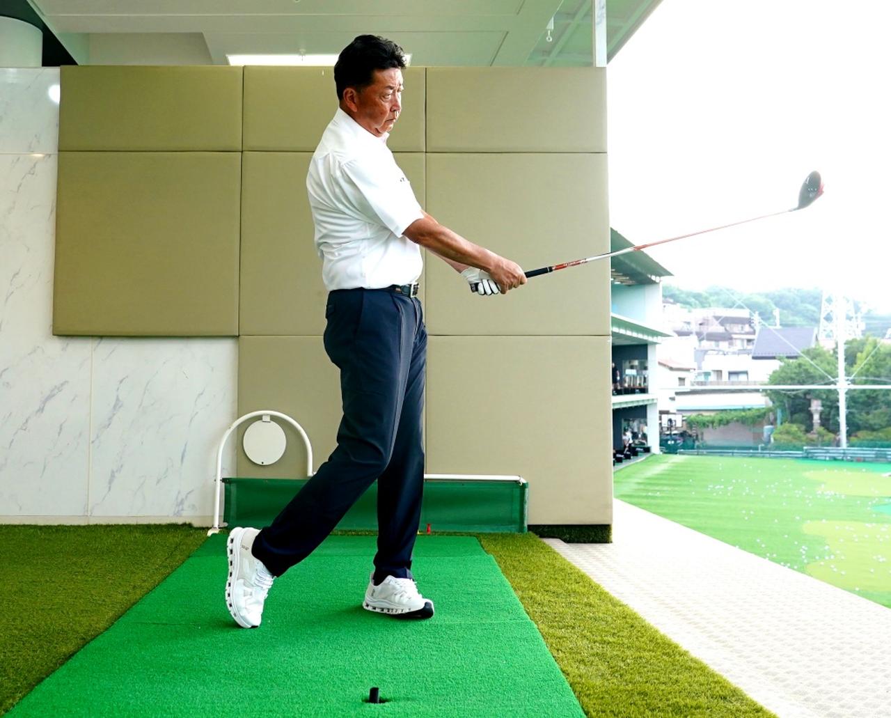 画像: ドライバーで80Y程度飛ばす練習法