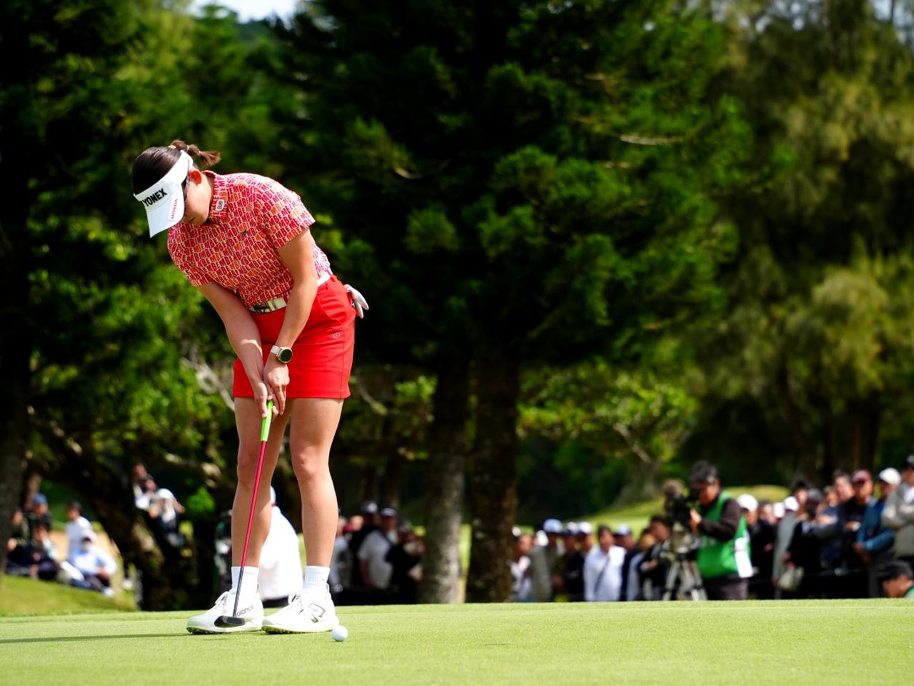 画像: 2025年のJLPGA開幕戦を制した岩井千怜。パターはオデッセイ ホワイトホット ブラックシリーズ#5 CS（Ph/Hiroyuki Okazawa）