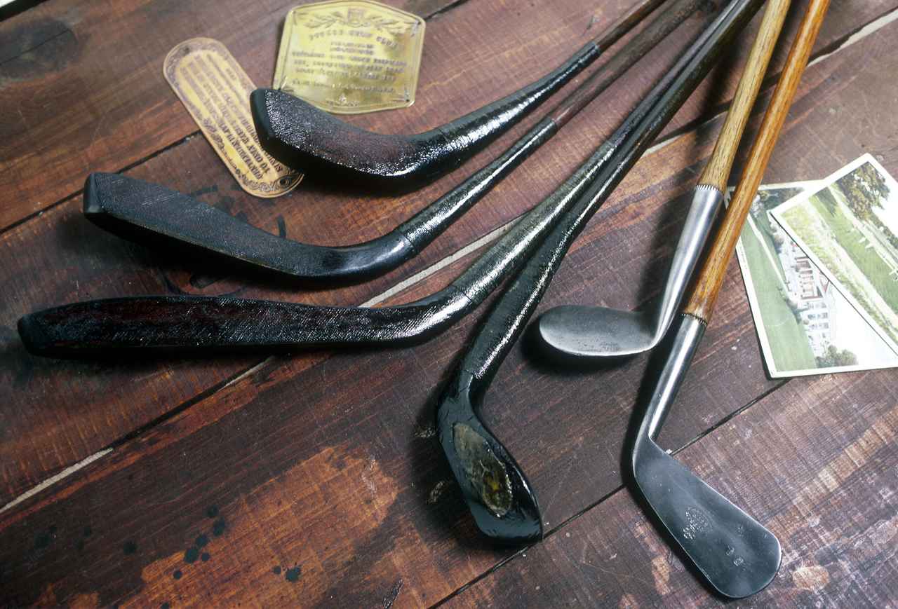 羊飼いの遊びか、ローマ兵の球技か。未だ決着しない「ゴルフ起源論争