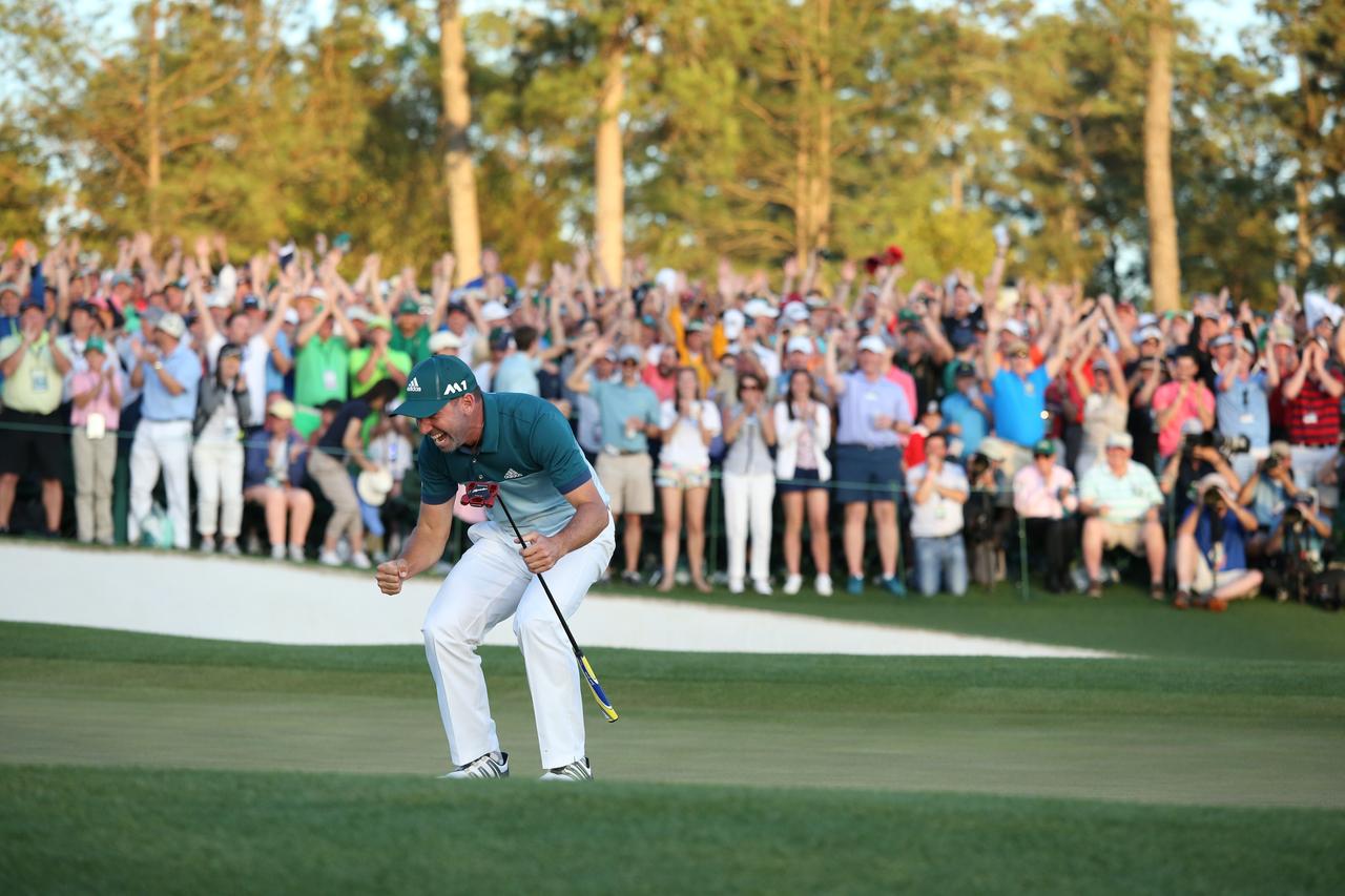 画像: メジャー挑戦74試合目となる2017年のマスターズで初の栄冠を手にしたガルシア。その時手にしていたのは「スパイダー ツアー レッド」のスモールスラントタイプだった