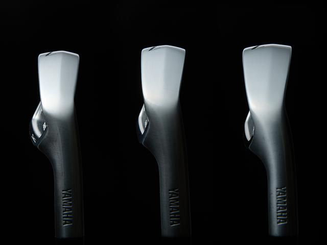 画像: 左からTOURMODEL、DD-1、DD-2。TOURMODELとDD-1は20度のバウンス角、DD-2はワイドソールに見合った10度のバウンス角だ