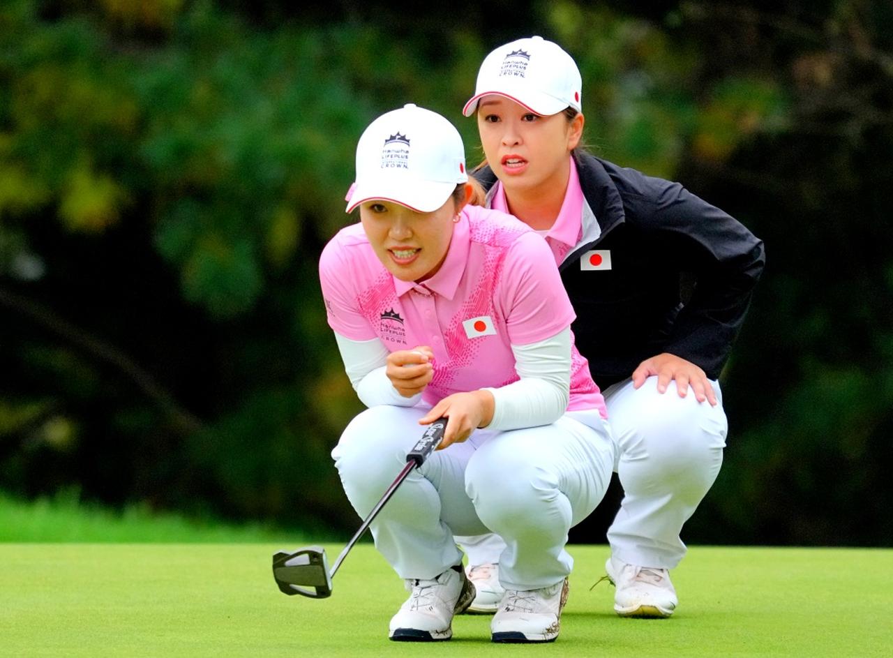 画像: 国別対抗戦「インターナショナルクラウン」の日本代表の2人、古江彩佳と西郷真央(PHOTO/Getty Images)