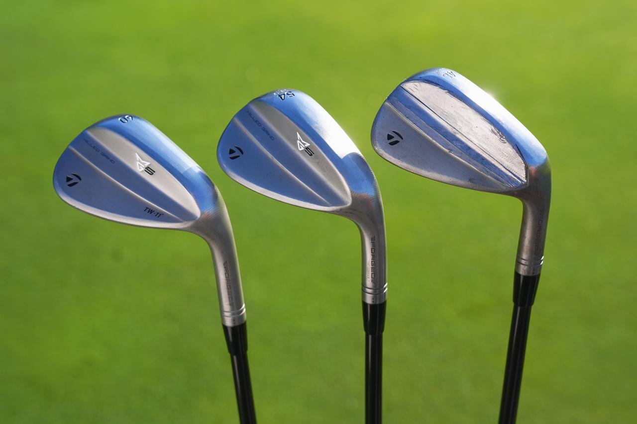 画像: 田中秀道プロ 実使用の『MG5』ウェッジ。削ったり鉛を貼ったり、こだわりの調整が施されている