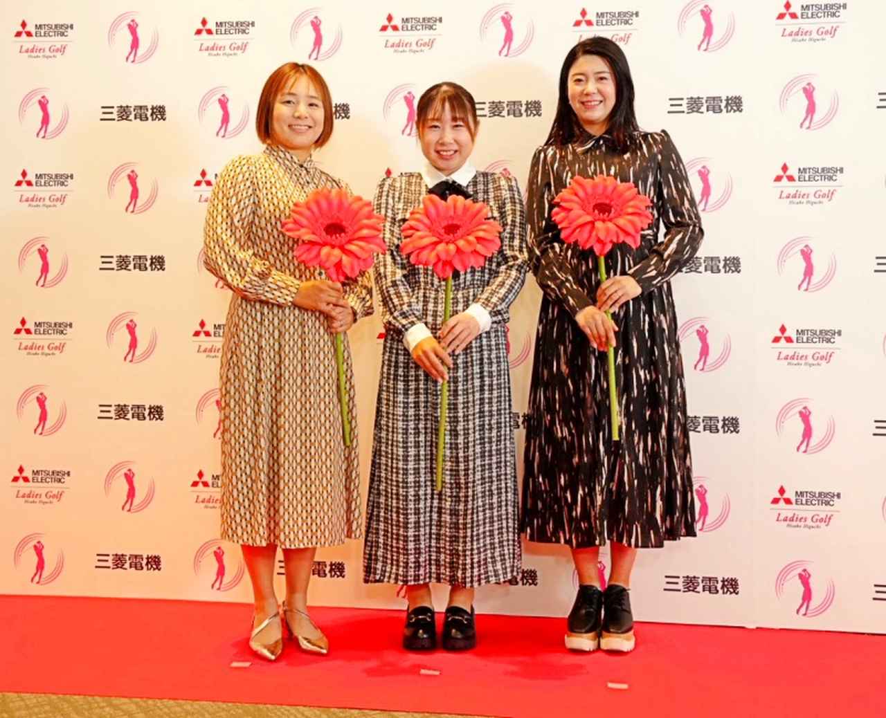 画像 : 永峰咲希、荒木優奈、堀琴音