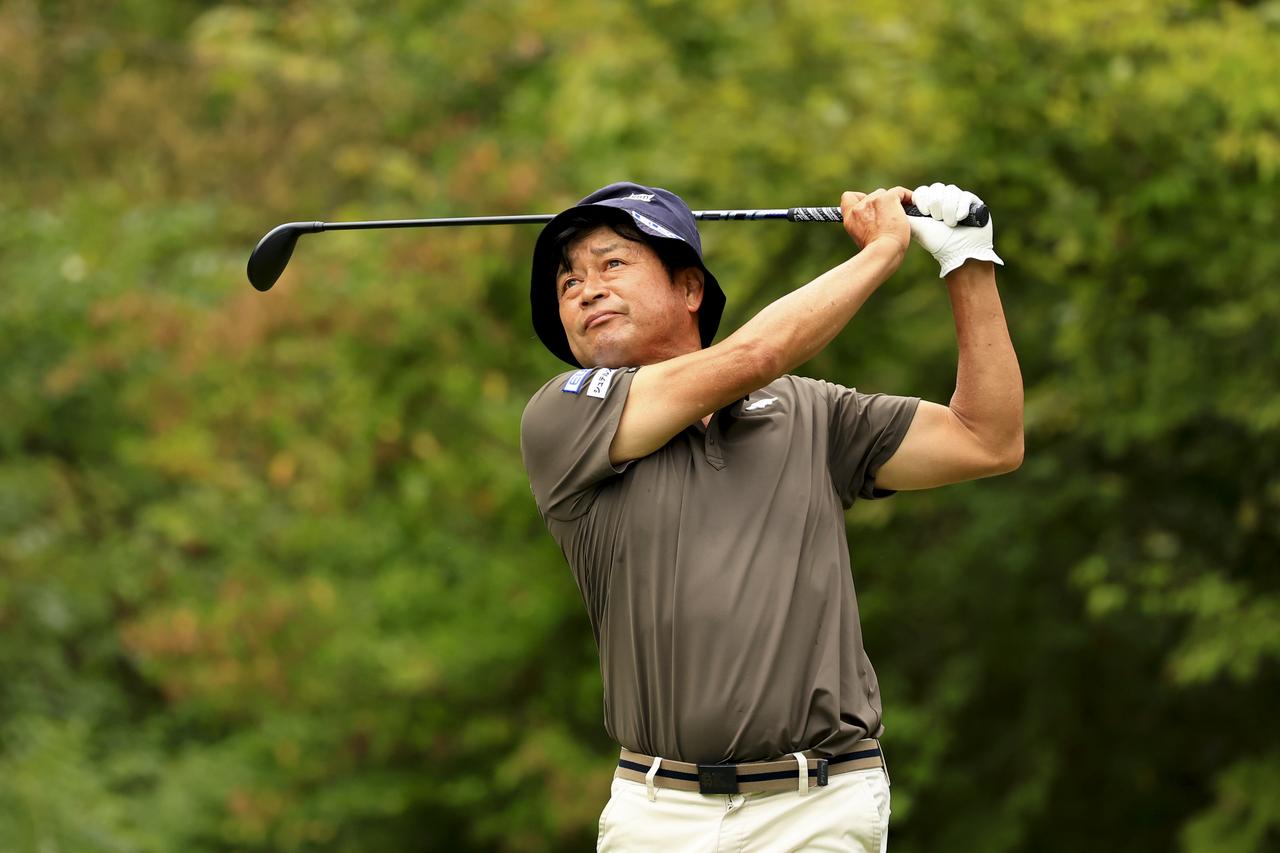 画像1: 「プロでもどんな球が出るか予想不可能」! 佐世保シニアで出合った“ティフトンの壁”と、失敗データを活かす「将来のゴルフ」【ヨコシンの欧州レジェンズツアーレポート「夢に向かって」 #26】 - みんなのゴルフダイジェスト