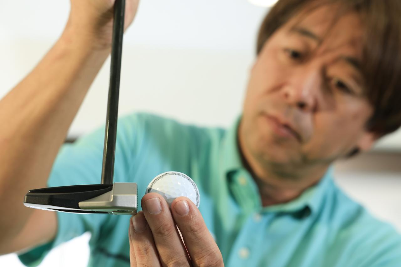 画像: 「フェースに乗る、いきなり順回転が始まる」と大本コーチ。この感覚は『スパイダー ZT』ならでは