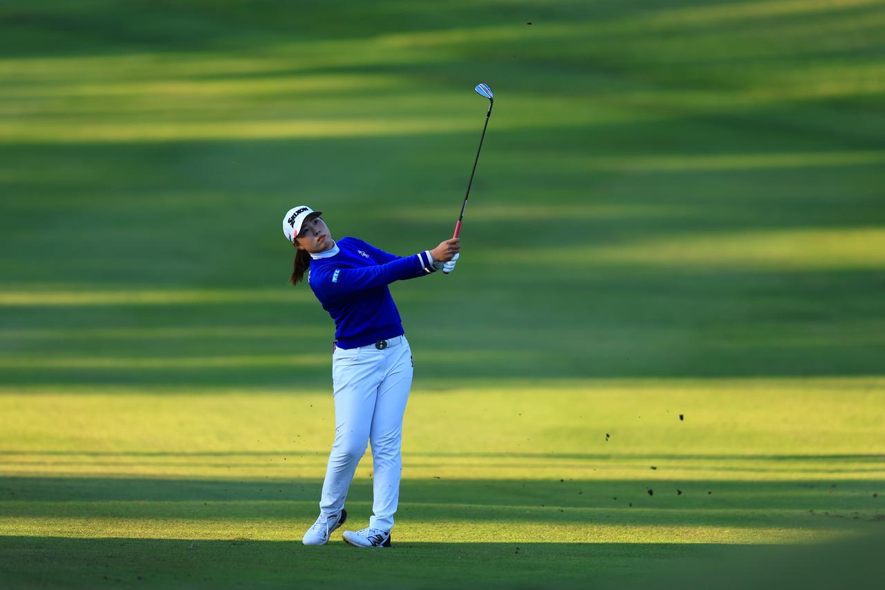 画像: セカンドショットを放つ竹田麗央（撮影／大澤進二）