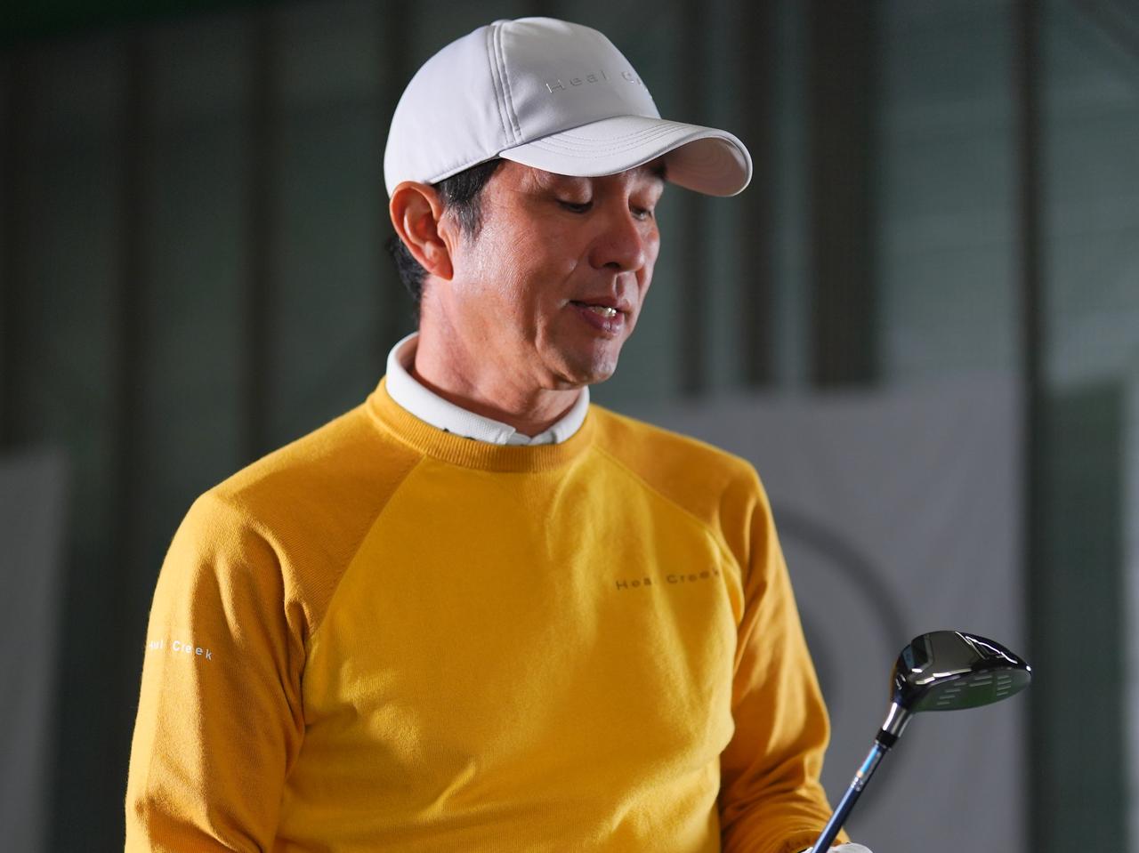 画像: XXIO14+ハイブリット(H3)適度な重さがあり上から打ち込みやすい