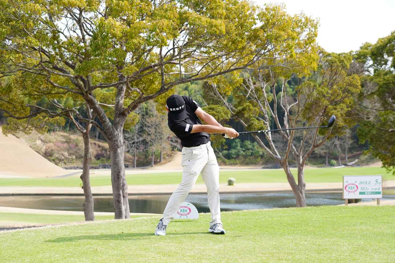 画像 : 8番目の画像 - 浅地洋佑のドライバー正面連続写真（撮影／岡沢裕行） - みんなのゴルフダイジェスト