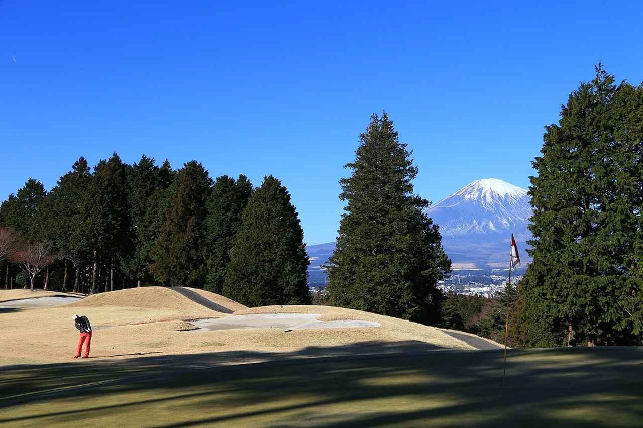 画像: 冬のグリーン周り攻略法。凍ったグリーンの硬さを読みきる「3つの方法」 - みんなのゴルフダイジェスト