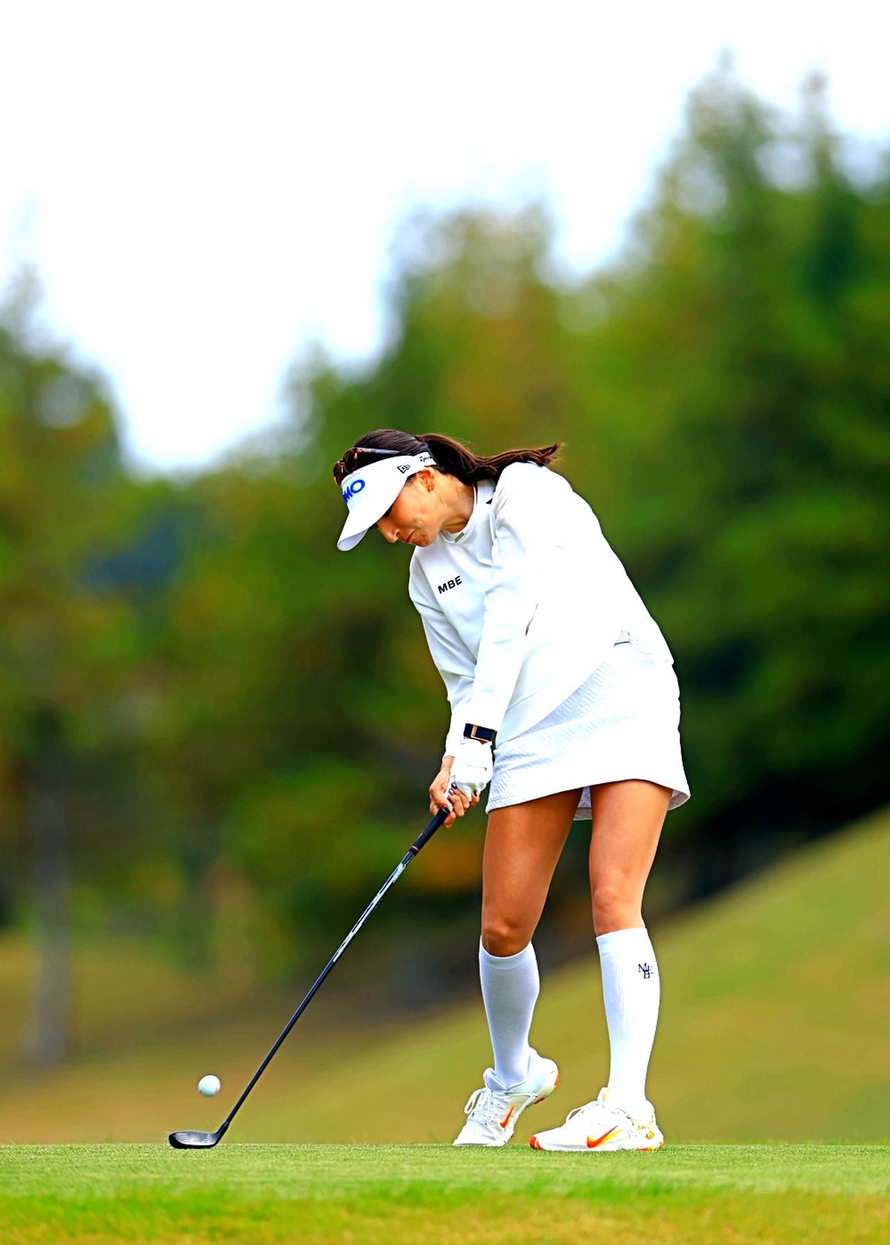 画像 : 8番目の画像 - 【写真を見る】脇元華のUTショット連続写真（撮影/大澤進二） - みんなのゴルフダイジェスト