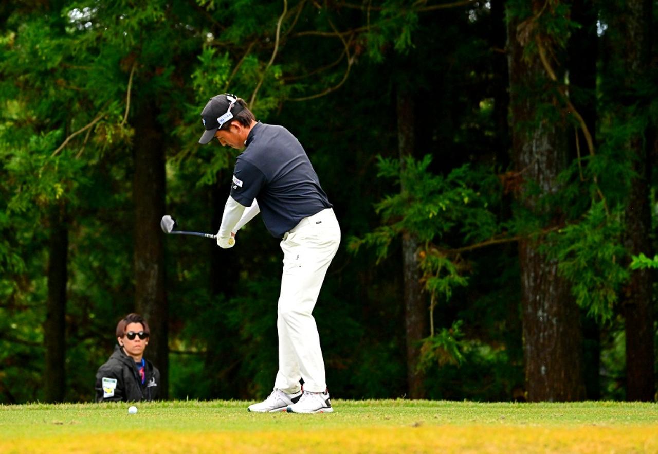 画像 : 2番目の画像 - 【写真を見る】金子駆大のUTショット連続写真（撮影/有原裕晶） - みんなのゴルフダイジェスト