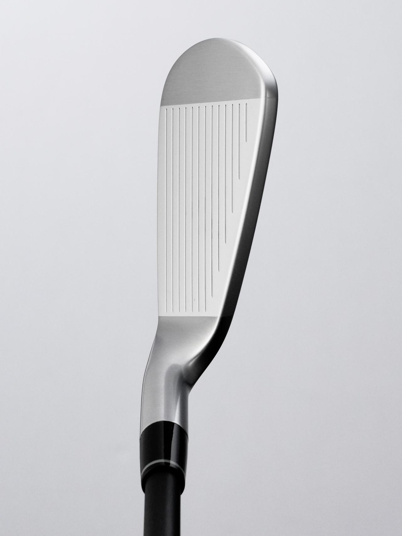 画像1: 軟鉄鍛造の単一ボディで〝究極の打ちやすさ〞を追求。やさしいぞ！ フォーティーンTB-3フォージドアイアン