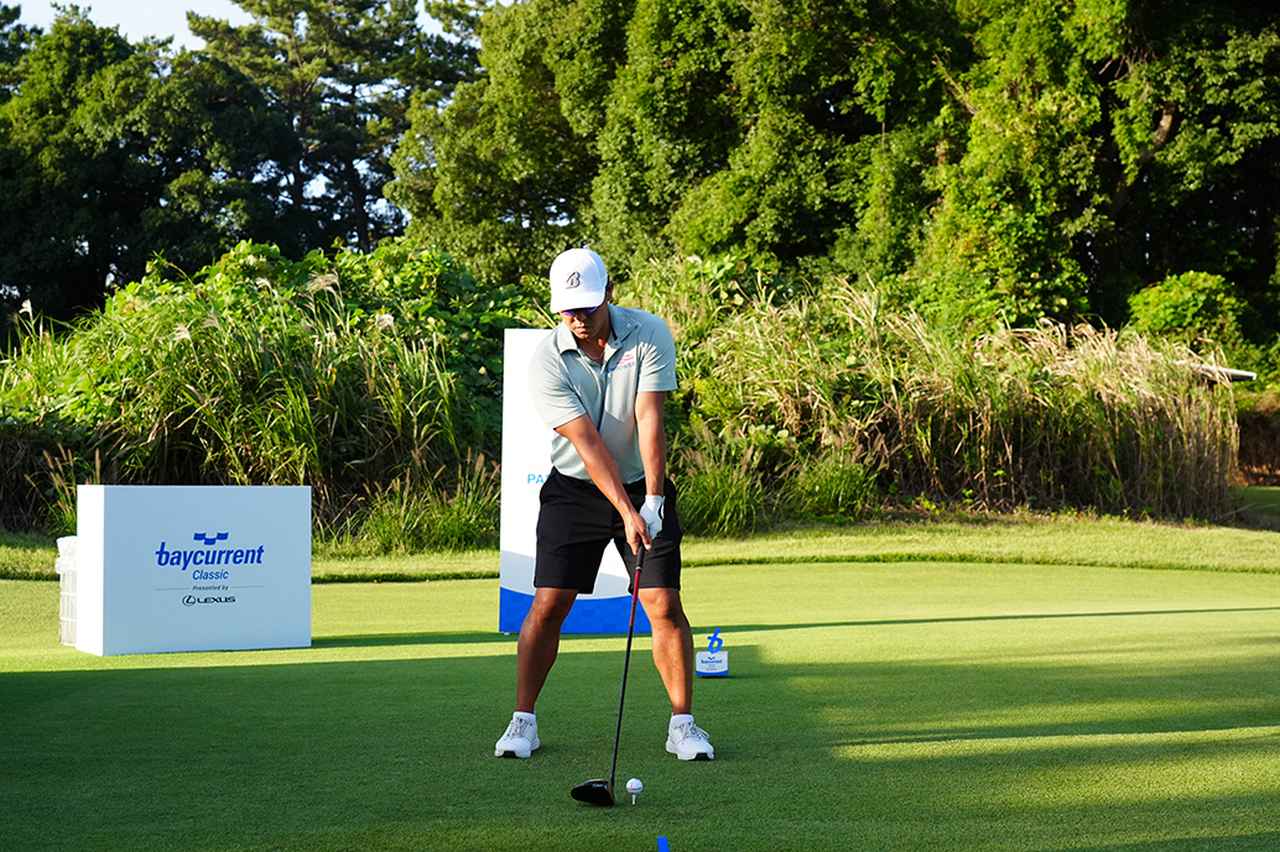 画像 : 1番目の画像 - カート・キタヤマのドライバー正面連続写真（写真／岡沢裕行） - みんなのゴルフダイジェスト