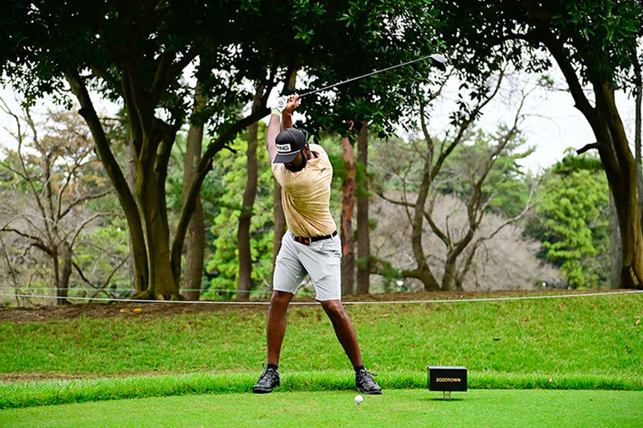 画像 : 4番目の画像 - サヒス・ティーガラのドライバー正面連続写真（写真／有原裕晶） - みんなのゴルフダイジェスト