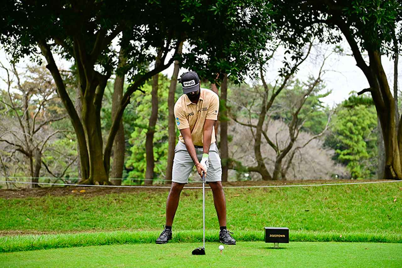 画像 : 1番目の画像 - サヒス・ティーガラのドライバー正面連続写真（写真／有原裕晶） - みんなのゴルフダイジェスト