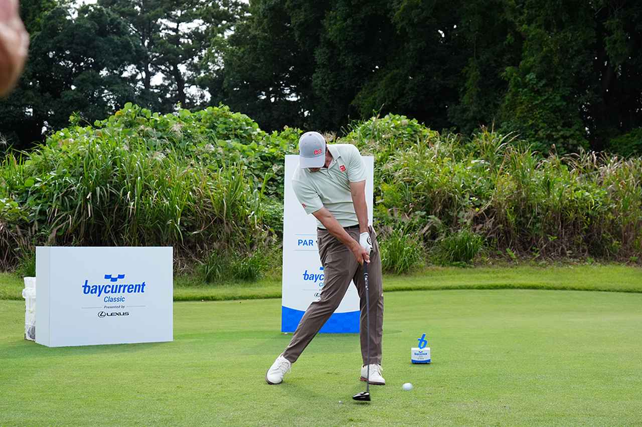 画像 : 7番目の画像 - アダム・スコットのドライバー正面連続写真（写真／岡沢裕行） - みんなのゴルフダイジェスト