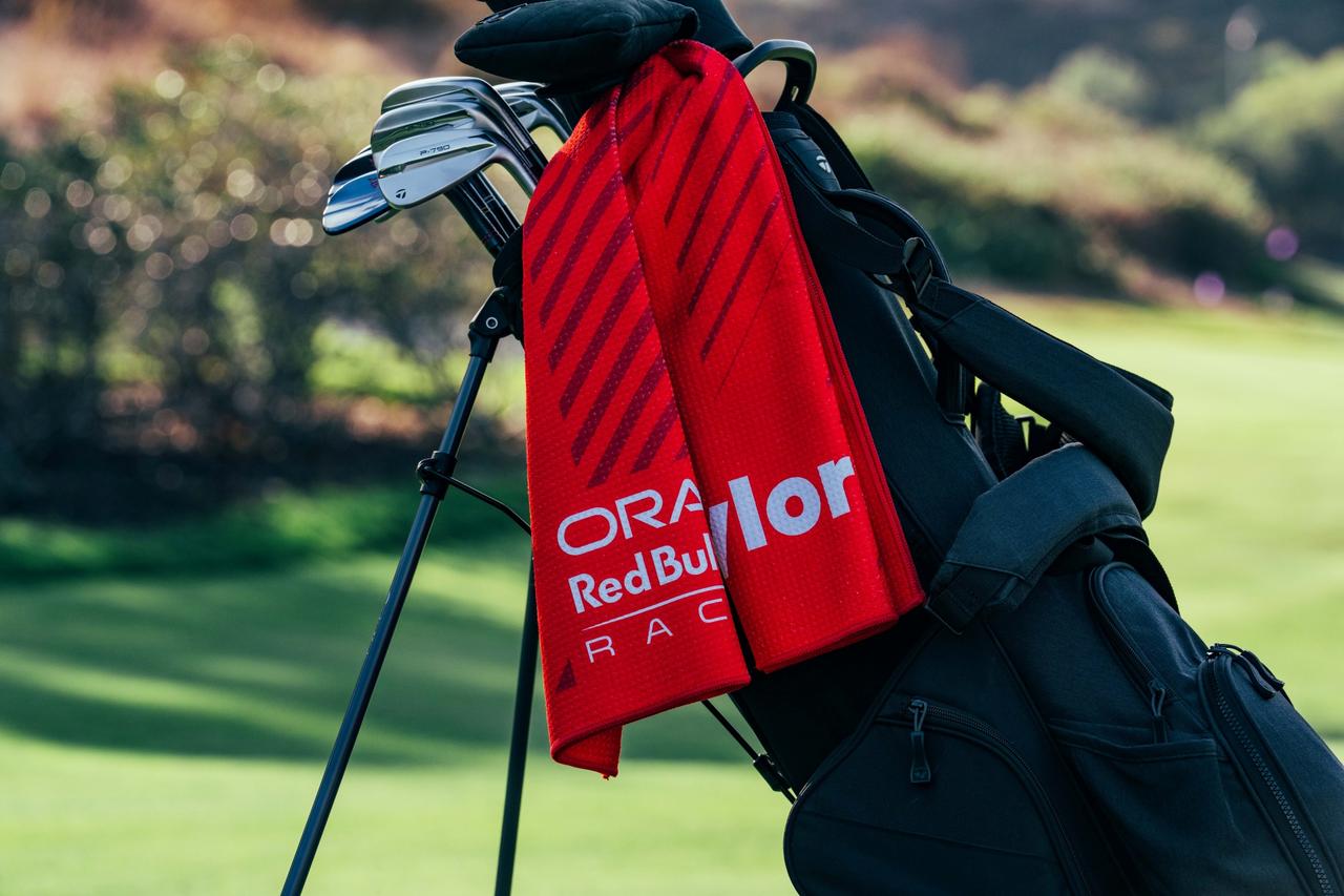 画像 : 『TM×ORBR マイクロファイバーゴルフタオル』