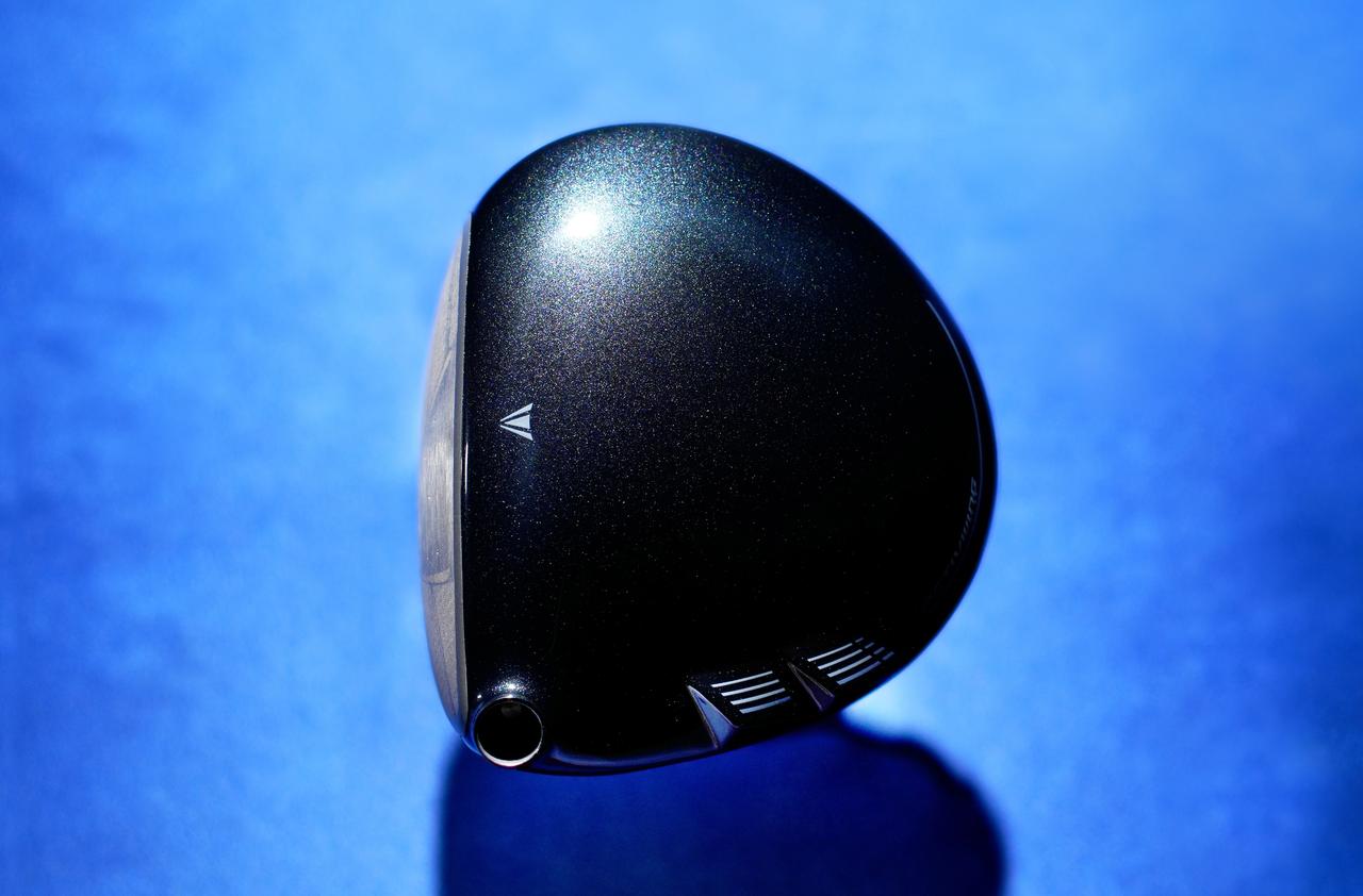 画像: 【XXIO14】「見た目はゼクシオらしい後方が丸いフォルムで、つかまってくれそうな安心感のある顔です」(鈴木プロ)