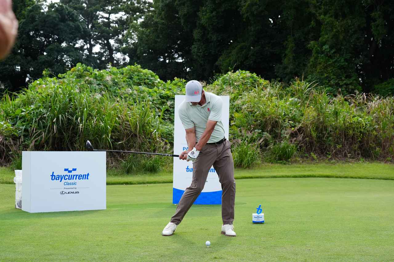 画像 : 6番目の画像 - アダム・スコットのドライバー正面連続写真（写真／岡沢裕行） - みんなのゴルフダイジェスト