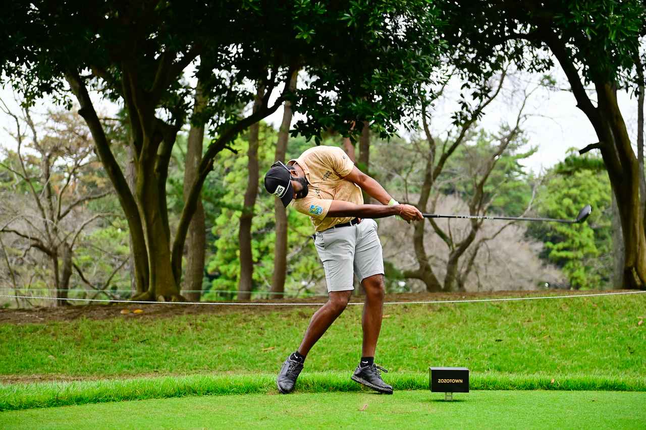 画像 : 8番目の画像 - サヒス・ティーガラのドライバー正面連続写真（写真／有原裕晶） - みんなのゴルフダイジェスト