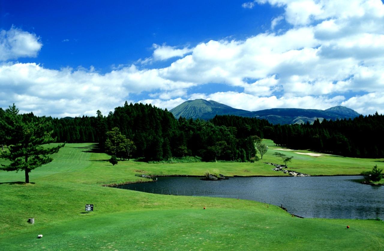 画像: 紺国企業が買収した阿蘇赤水GC