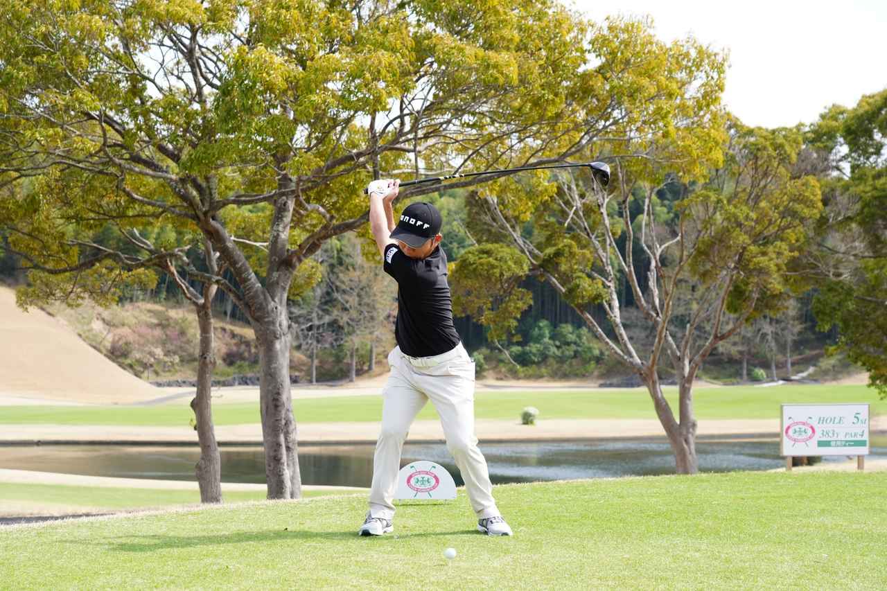 画像 : 4番目の画像 - 【連続写真10枚】浅地洋佑のドライバー正面連続写真（撮影/岡沢裕行） - みんなのゴルフダイジェスト