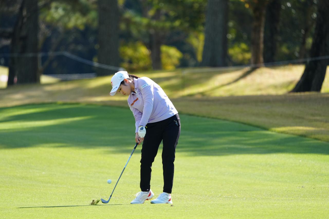 画像 : 12番目の画像 - ウー・チャイェン　アイアン斜め正面連続写真 - みんなのゴルフダイジェスト