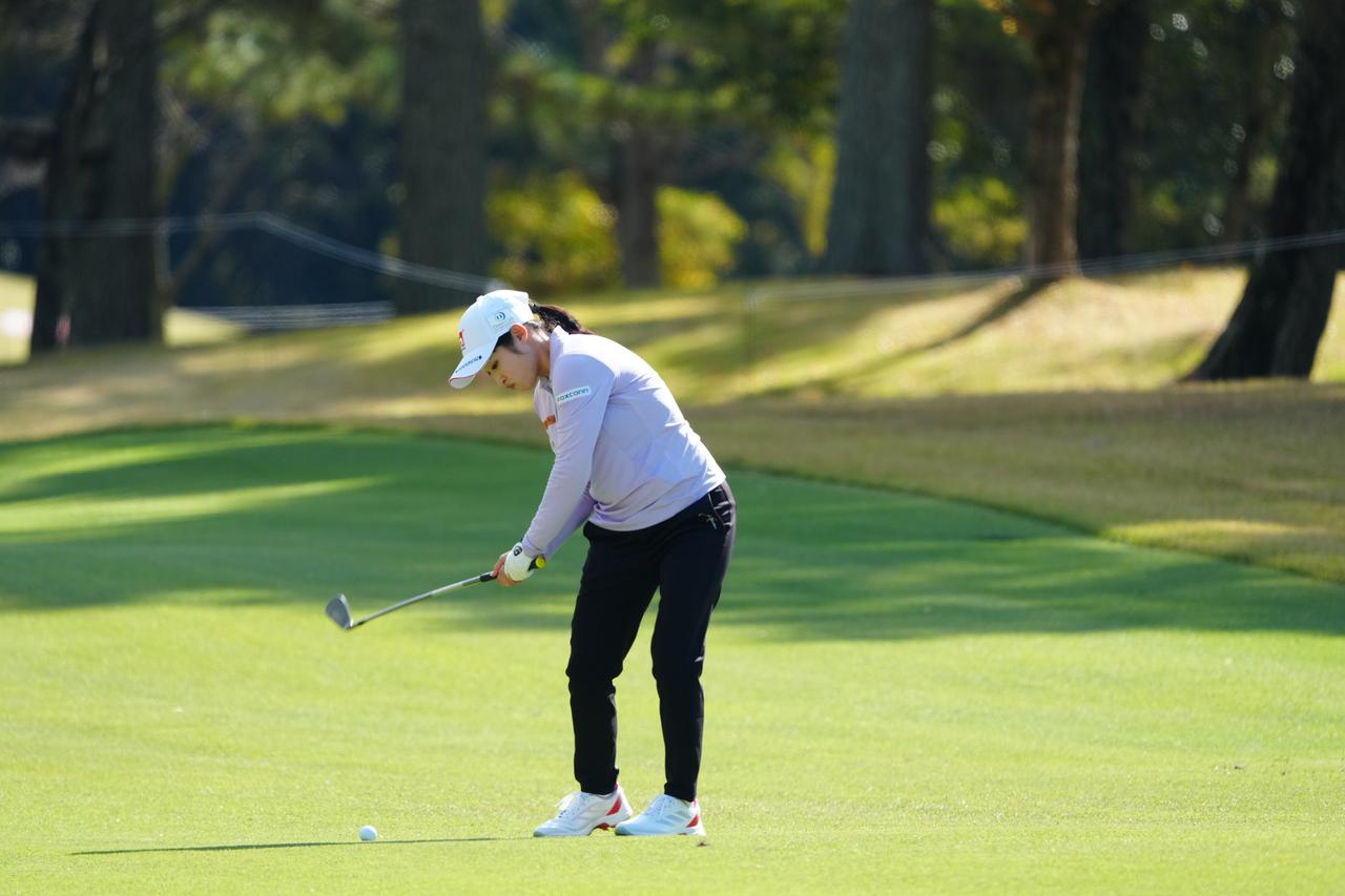 画像 : 11番目の画像 - ウー・チャイェン　アイアン斜め正面連続写真 - みんなのゴルフダイジェスト