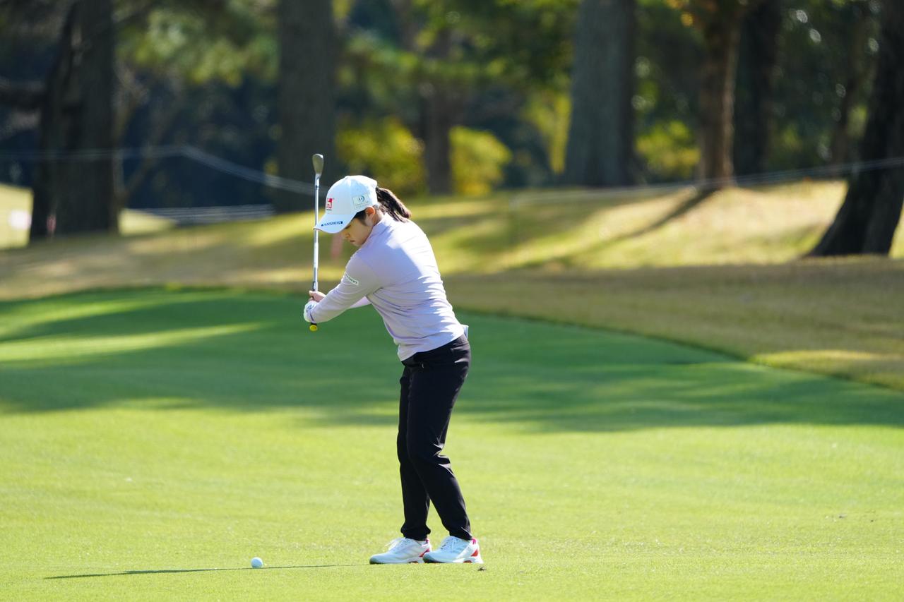 画像 : 5番目の画像 - ウー・チャイェン　アイアン斜め正面連続写真 - みんなのゴルフダイジェスト