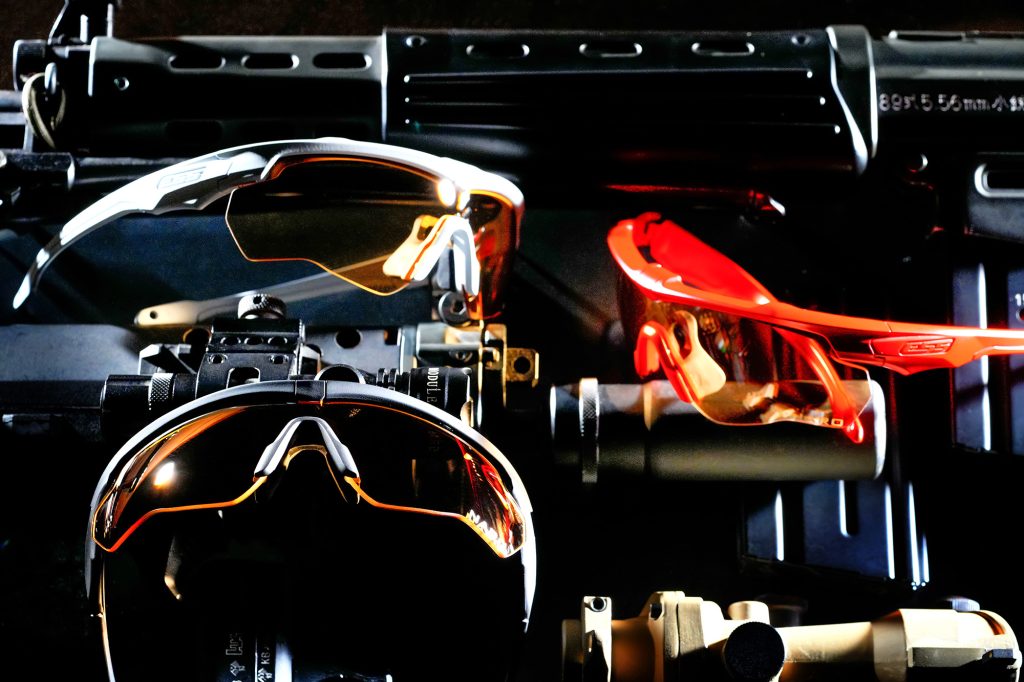 画像: 【プレゼント】ミリタリー仕様の超高性能サングラス!　ESS「CROSSBLADE NARO」 |