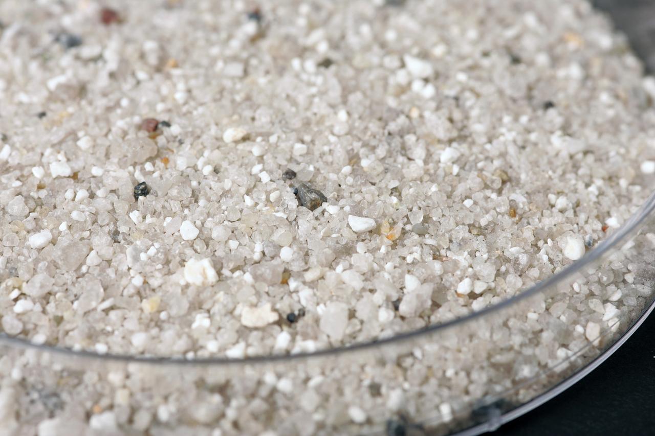 画像 : 4番目の画像 - バンカーに使われている砂の種類を写真で確認！ - みんなのゴルフダイジェスト