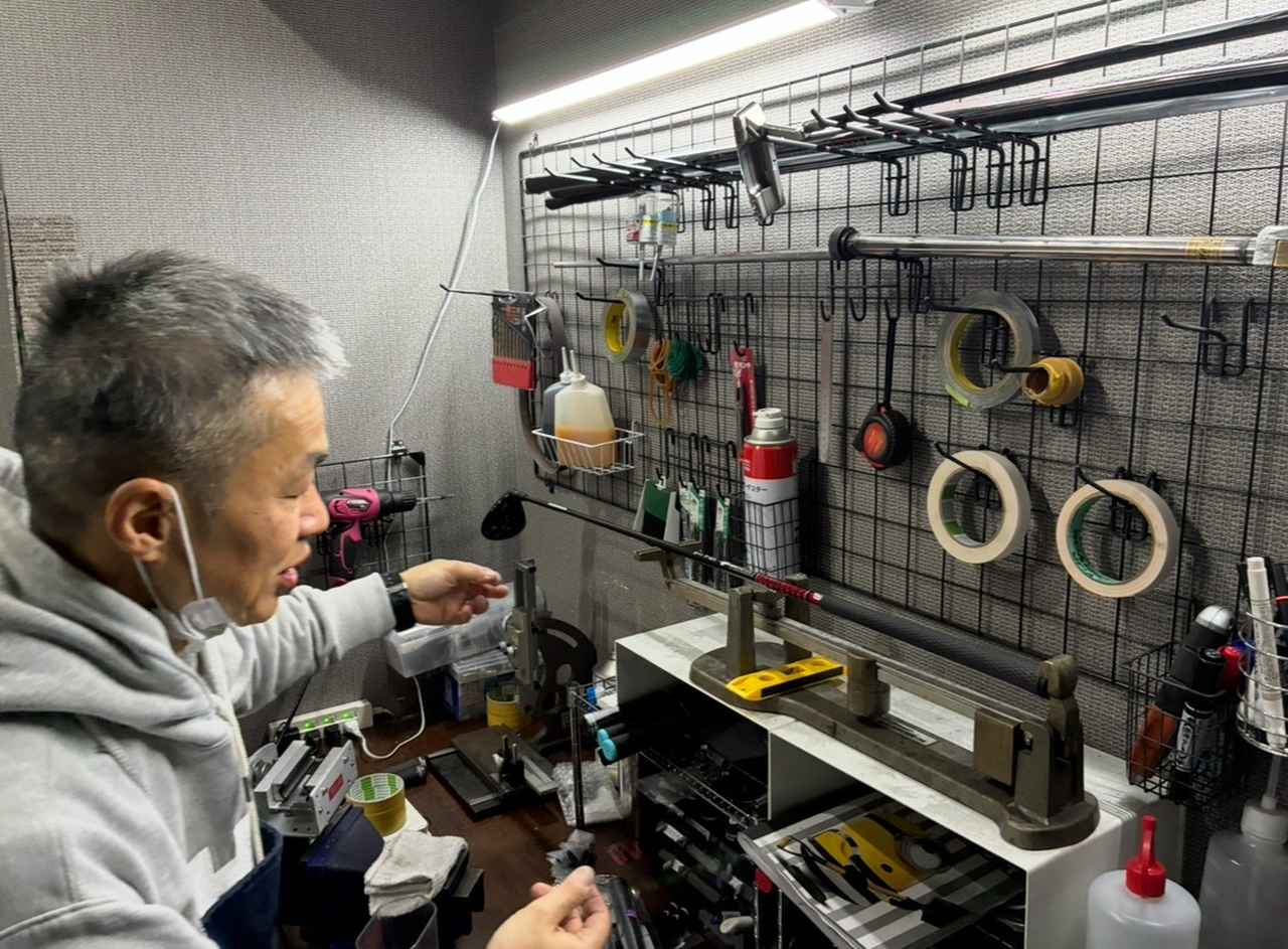 画像: 最後にライ角、ロフト、バランス、総重量をチェックします。「クラブは組んでみないとわからない」ことが多いのでデータの蓄積は重要です