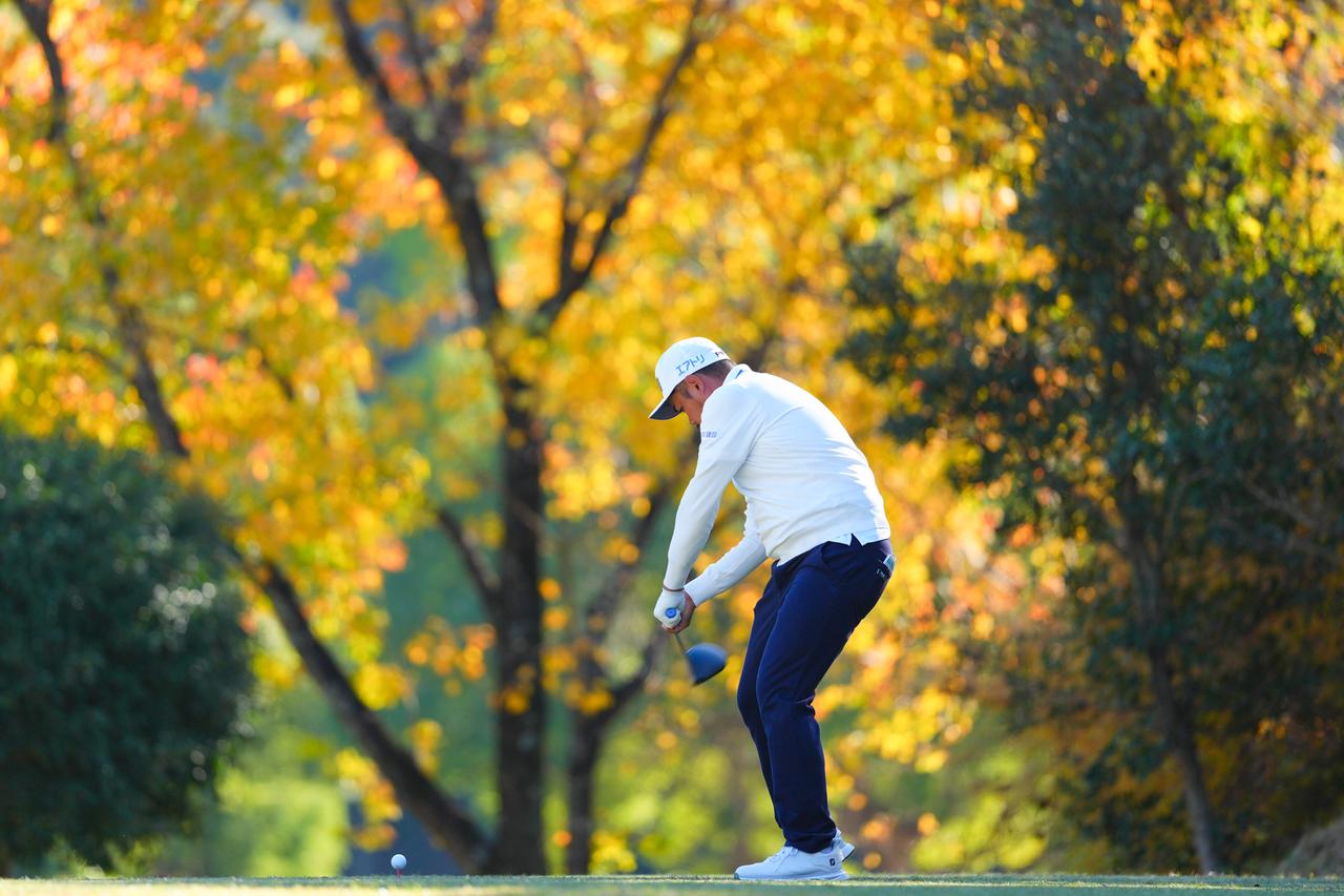 画像 : 8番目の画像 - 大岩龍一のドライバーショット連続写真（撮影/姉崎正） - みんなのゴルフダイジェスト