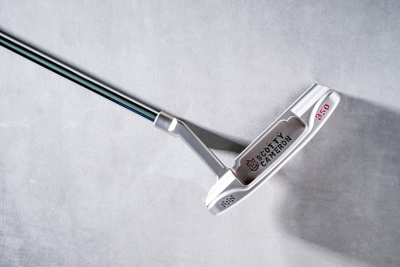 画像 : 1番目の画像 - マット系のシルバーのボディにビーチ「009M」を写真で確認！ - みんなのゴルフダイジェスト